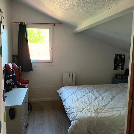 펜션 Maison Avec Piscine Commune A 800m De La