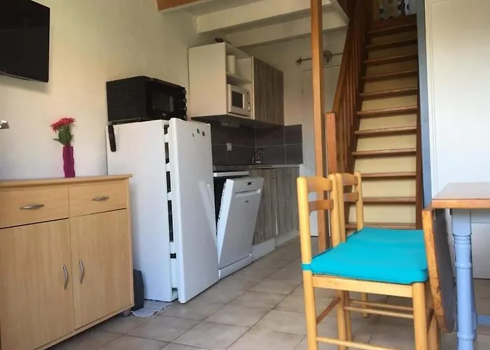 Maison Avec Piscine Commune à 800m De La