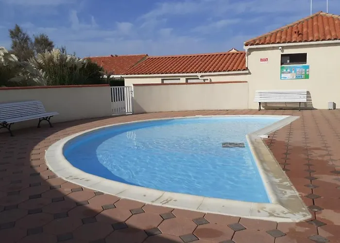 Casa vacanze Maison Avec Piscine Commune à 800m De La *